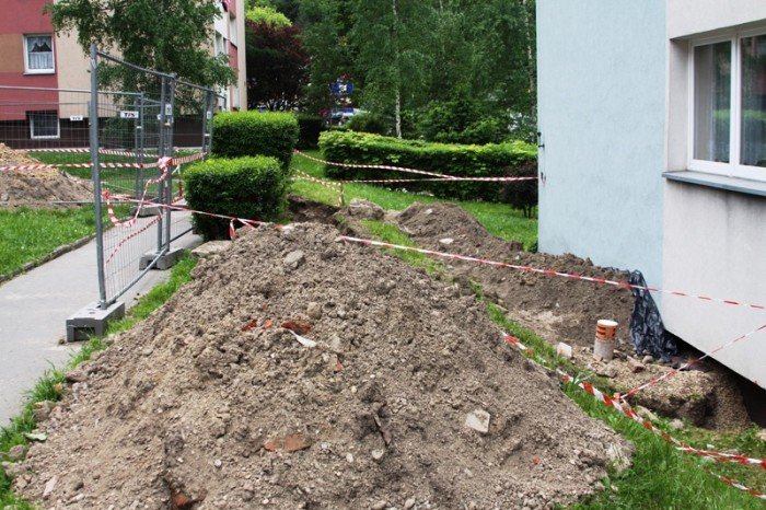 ciepa-woda-popynie-z-sieci-potora-tysiaca-junkersow-do-lamusa-foto-46620