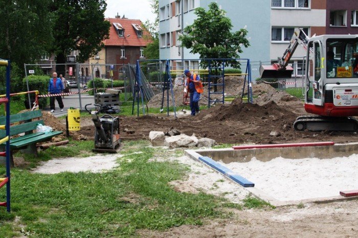 ciepa-woda-popynie-z-sieci-potora-tysiaca-junkersow-do-lamusa-foto-46620
