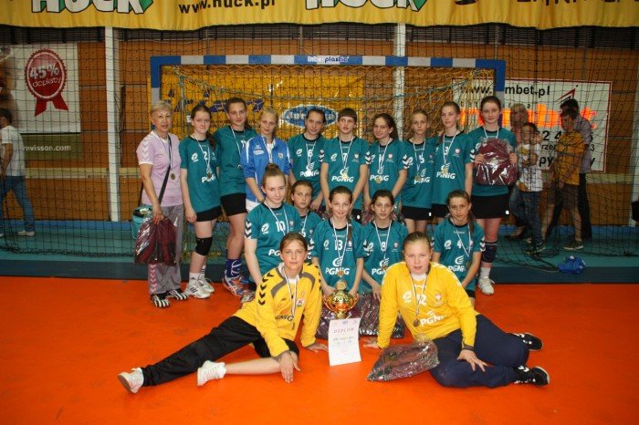 mode-zawodniczki-kpru-na-najwyzszym-stopniu-podium-46626