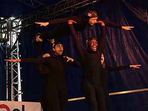 iii-dzien-miedzynarodowego-festiwalu-teatrow-ulicznych-reportaz-4665
