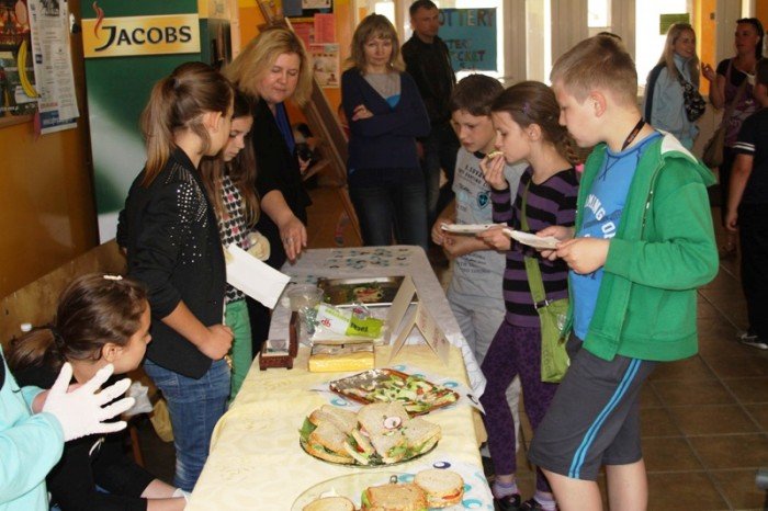 wielki-festyn-na-pozegnanie-gosci-z-europy-foto-46669