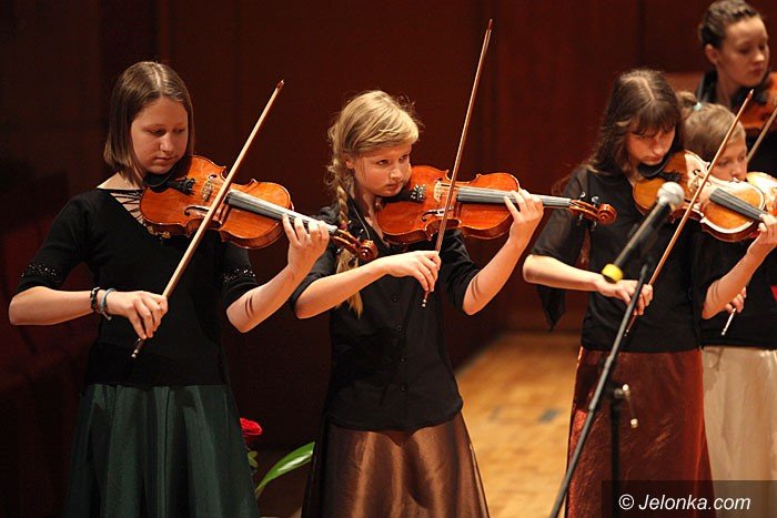 koncert-galowy-na-30lecie-szkoy-muzycznej-im-j-garsci-foto-46687
