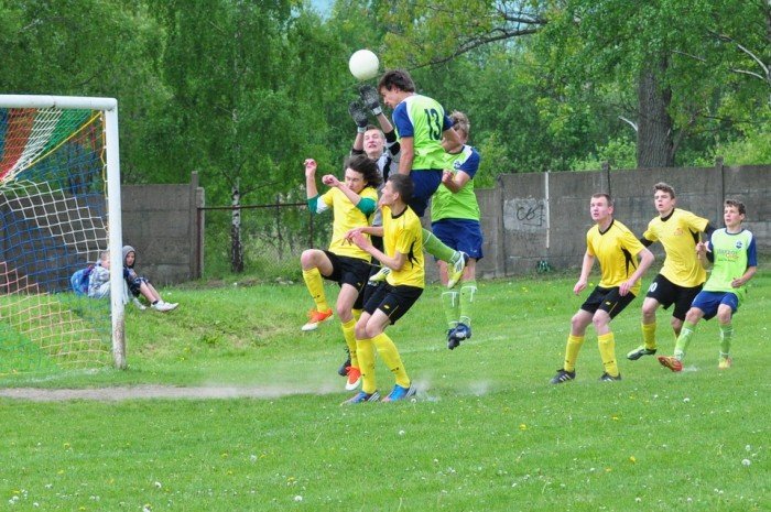 wywiezli-trzy-punkty-z-kowar-zostali-mistrzami-okregu-foto-46689