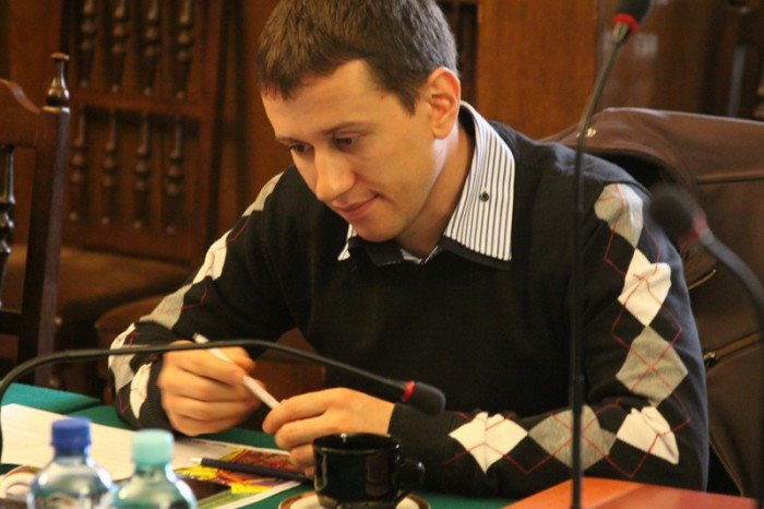 burzliwa-sesja-rady-o-przyszosci-jeleniej-gory-i-sprawach-zalegych-foto-46729