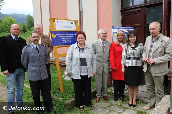 modzi-zdobeda-zawod-i-prace-dzieki-brukseli-foto-46748