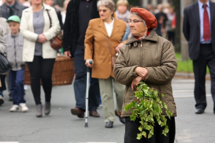 setki-jeleniogorzan-na-procesji-bozego-ciaa-foto-46762