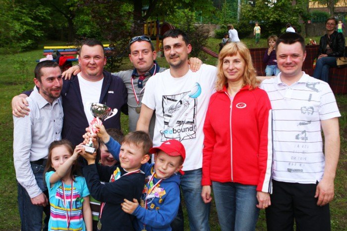 rodzice-i-dzieci-bawili-sie-na-ekologicznym-festynie-w-okraglaczku-foto-46764