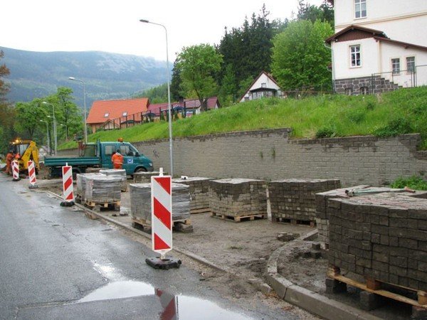 budowa-parkingu-i-remonty-ulic-pod-sniezka-foto-46780