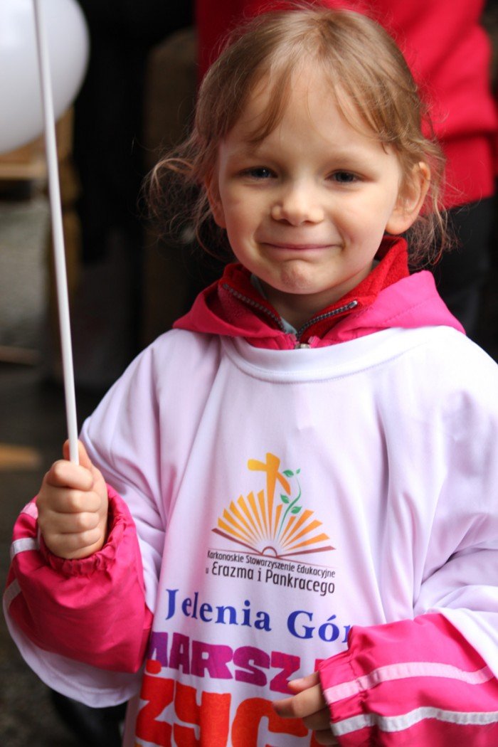 marsz-dla-zycia-i-rodziny-w-jeleniej-gorze-foto-46804