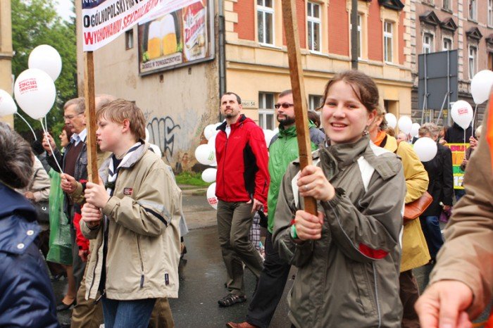 marsz-dla-zycia-i-rodziny-w-jeleniej-gorze-foto-46804