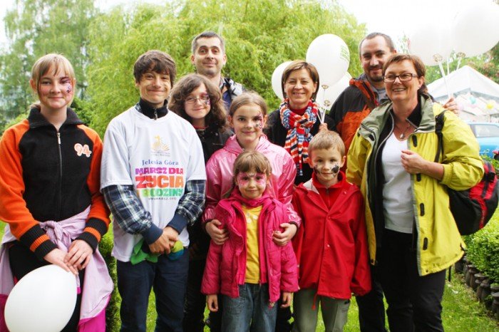 marsz-dla-zycia-i-rodziny-w-jeleniej-gorze-foto-46804