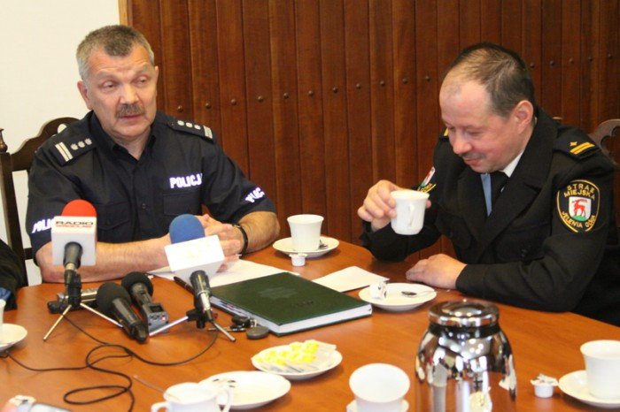 wiecej-patroli-dzieki-porozumieniu-policji-i-strazy-miejskiej-foto-46807