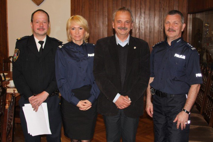 wiecej-patroli-dzieki-porozumieniu-policji-i-strazy-miejskiej-foto-46807
