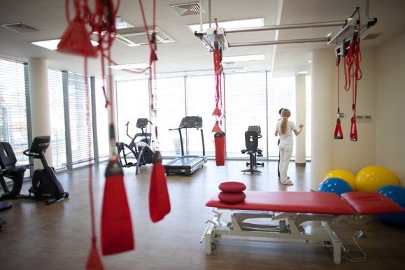 do-wieczora-rehabilitacja-w-kcm-clinic-46810
