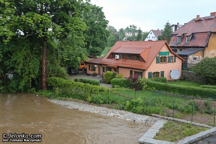 wody-w-jeleniej-gorze-opadaja-gorzej-jest-w-powiecie-foto-46811