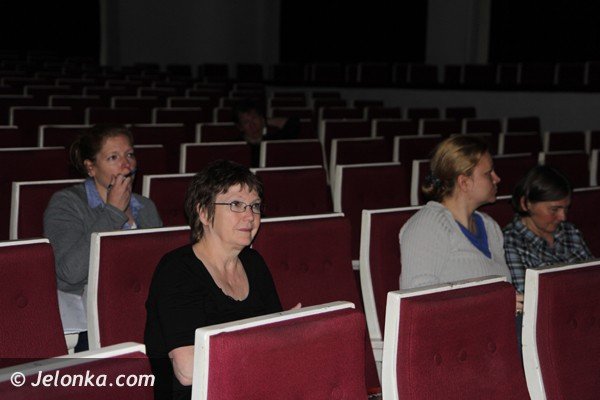 uczniowie-zeroma-graja-w-teatrze-modziezy-trzech-krajow-foto-46865