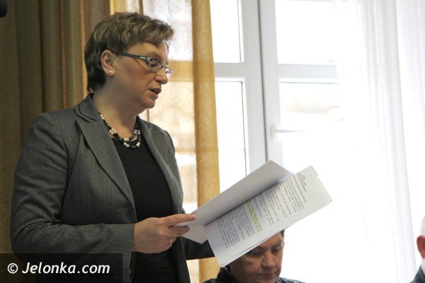 absolutorium-dla-wadz-powiatu-jeleniogorskiego-foto-46886
