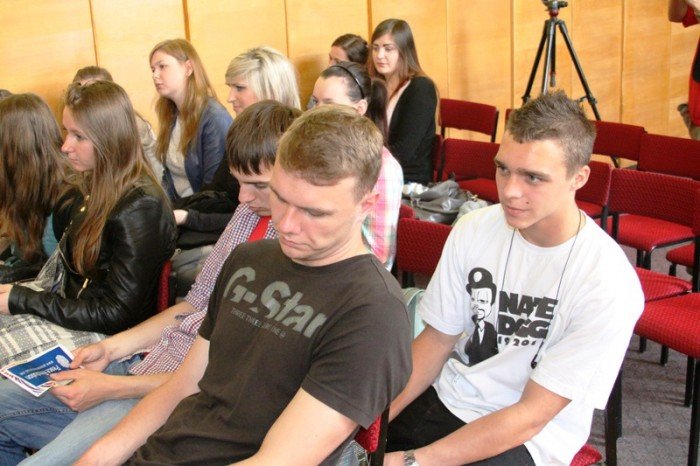 mnich-buddyjski-w-ekonomie-foto-46912