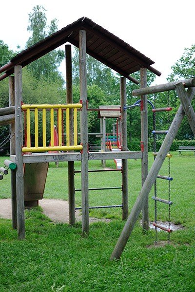 czytelnik-nie-dewastujcie-placu-zabaw-w-parku-foto-46940