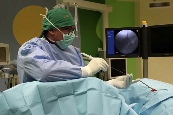 maoinwazyjne-operacje-w-neurochirurgii-kregosupa-46944