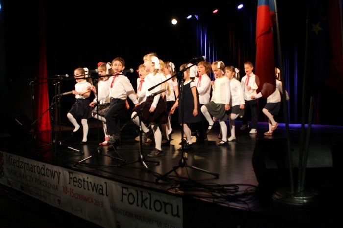 mali-i-duzi-wystapili-dla-siebie-inauguracja-festiwalu-folkloru-foto-46965