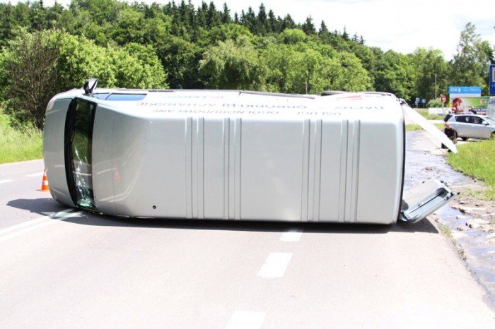 bus-zderzy-sie-z-tirem-jeden-z-kierowcow-by-pijany-foto-46977