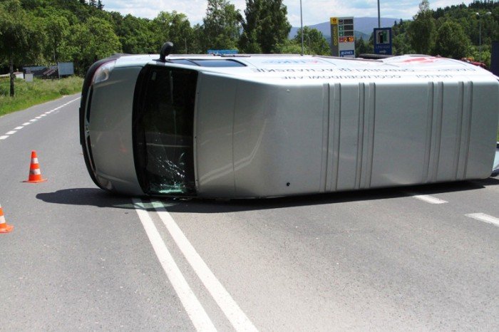 bus-zderzy-sie-z-tirem-jeden-z-kierowcow-by-pijany-foto-46977