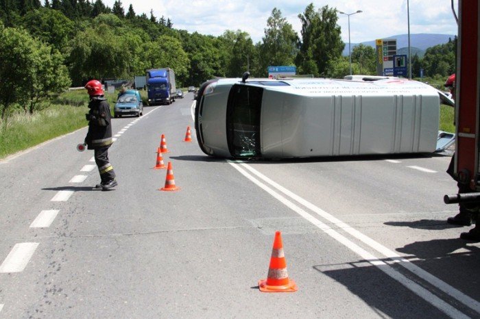 bus-zderzy-sie-z-tirem-jeden-z-kierowcow-by-pijany-foto-46977