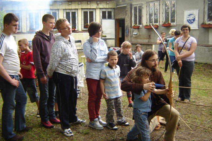 dzieci-sie-przeniosy-w-swiat-sredniowiecza-foto-46991