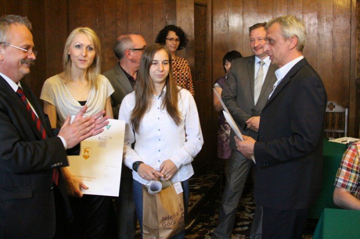 nagrody-i-gratulacje-dla-mistrzow-pierwszej-pomocy-foto-47007