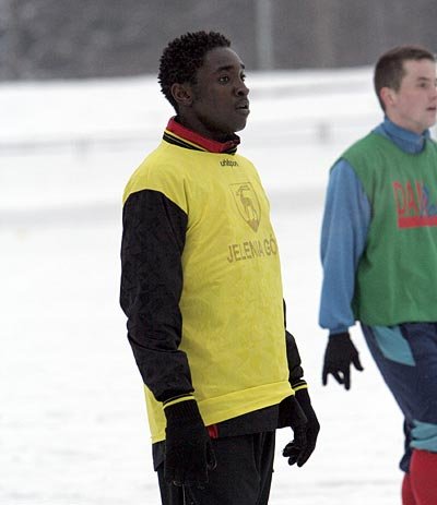 Tony Chiemiezie Onwukwe i Charles Uche Nwakanami (Karkonosze) przez śnieg nie mogli zaprezentować wszystkich umiejętności.
