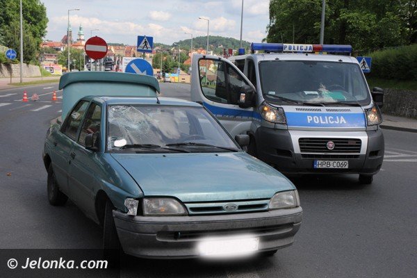 wypadek-na-ul-sobieskiego-w-jeleniej-gorze-foto-47060