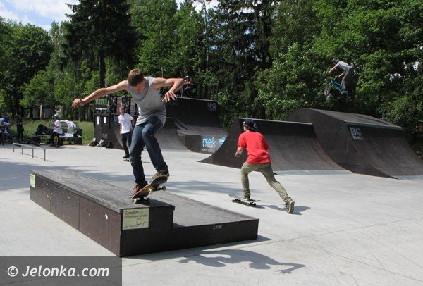ostra-jazda-na-otwarciu-skateparku-w-cieplicach-foto-47066