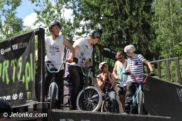 ostra-jazda-na-otwarciu-skateparku-w-cieplicach-foto-47066