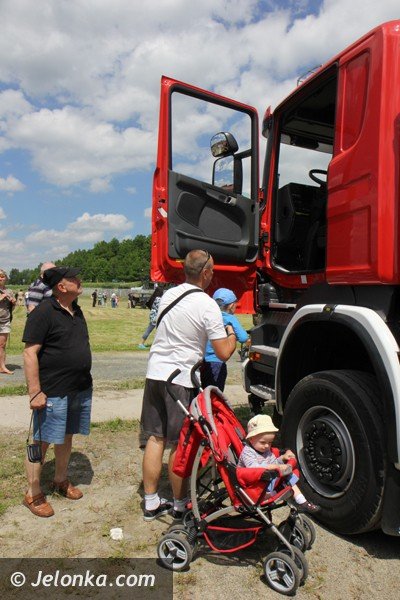 piknik-militarny-przyciagna-tumy-foto-47072