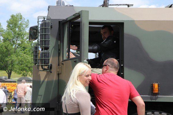 piknik-militarny-przyciagna-tumy-foto-47072