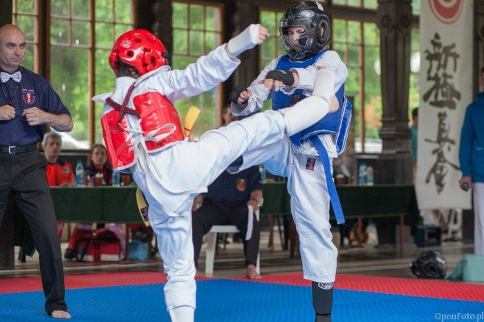 kolejny-sukces-jeleniogorskich-karatekow-foto-47073
