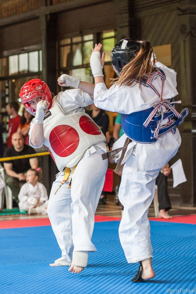 kolejny-sukces-jeleniogorskich-karatekow-foto-47073