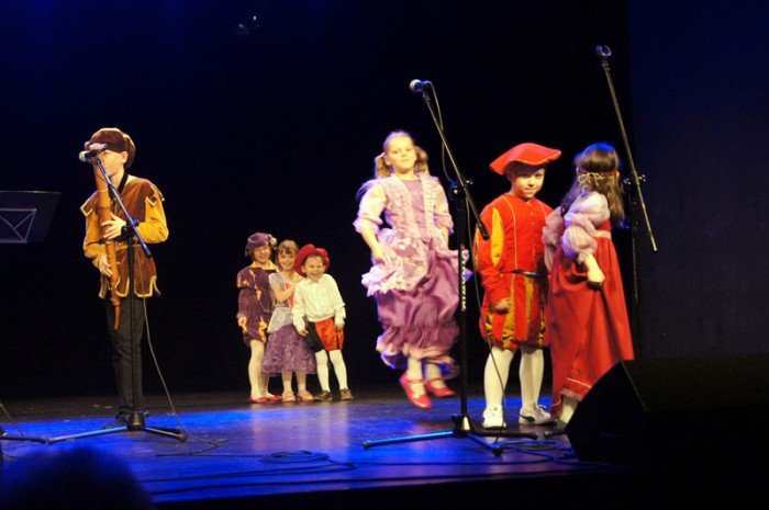 dzieci-rozwiney-skrzyda-i-pokazay-ile-potrafia-foto-47075