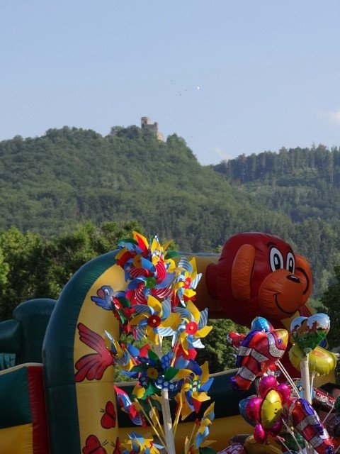 polonezem-i-swietna-zabawa-powitali-wakacje-foto-47100