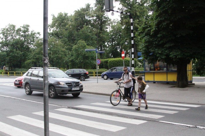 niebezpieczne-przejscie-doswietlone-foto-47122