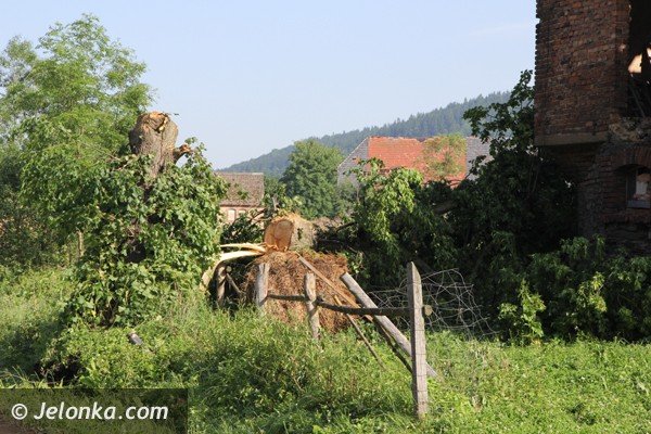 traba-powietrzna-w-chrosnicy-trwa-liczenie-strat-aktualizacja-foto-47124