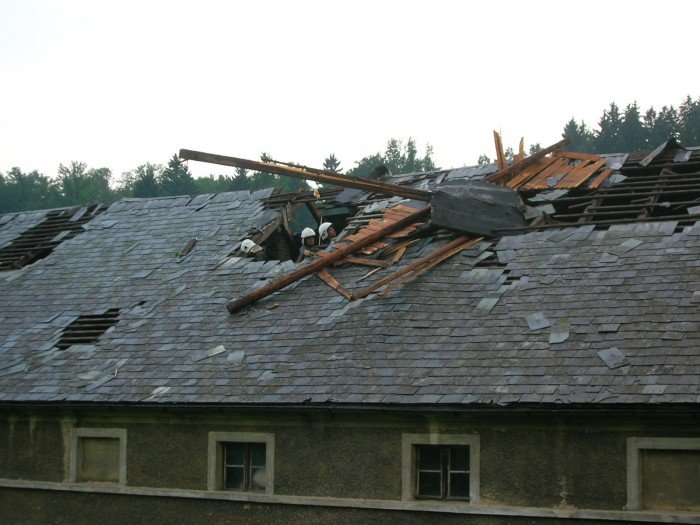 traba-powietrzna-w-chrosnicy-trwa-liczenie-strat-aktualizacja-foto-47124