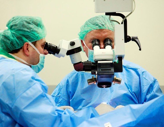 operacje-zacmy-w-kcm-clinic-47130