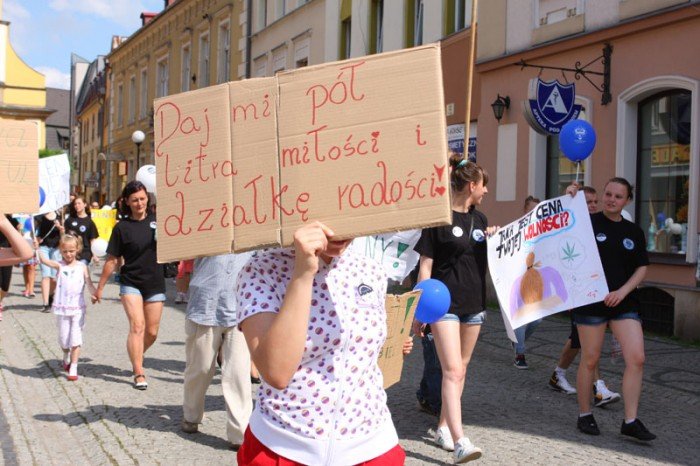 po-nocy-profilaktyki-na-placu-ratuszowym-foto-47196