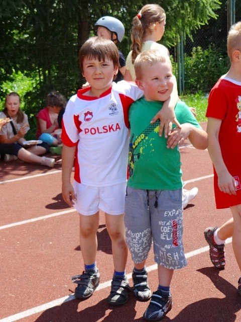 sportowe-zmagania-najmodszych-na-dni-sobieszowa-foto-47233