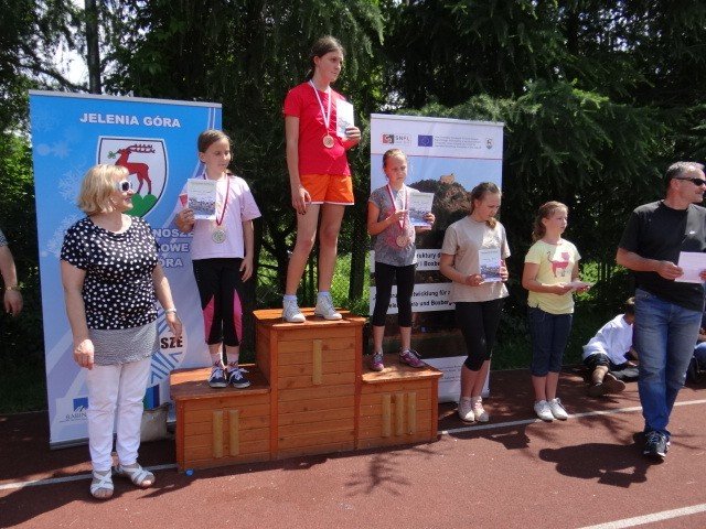 sportowe-zmagania-najmodszych-na-dni-sobieszowa-foto-47233