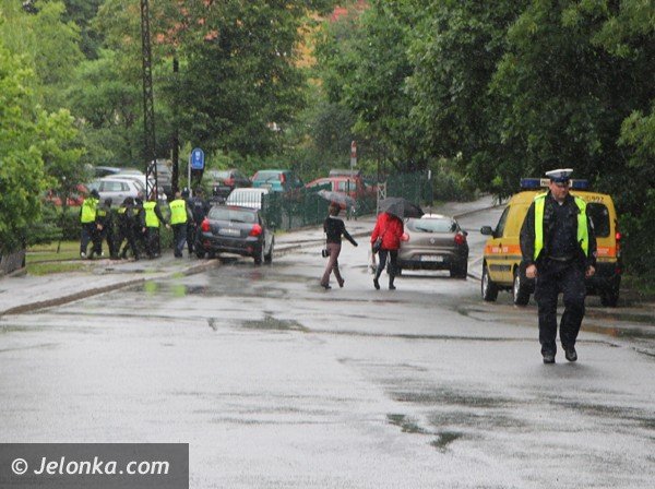 bomba-w-jeleniogorskiej-prokuraturze-takie-faszywe-alarmy-byy-dzis-w-caej-polsce-aktualizacja-foto-47241