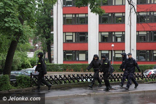 bomba-w-jeleniogorskiej-prokuraturze-takie-faszywe-alarmy-byy-dzis-w-caej-polsce-aktualizacja-foto-47241