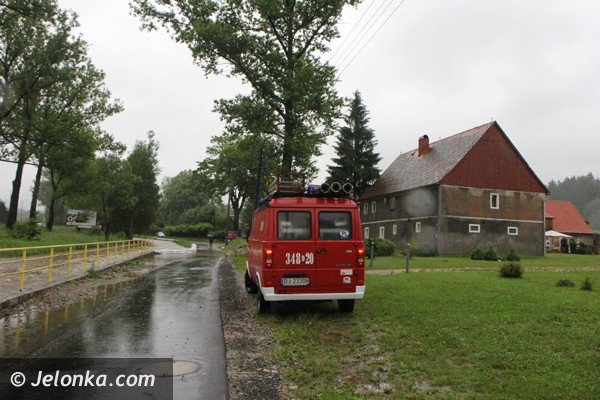 znow-wezbray-rzeki-i-potoki-jest-groznie-foto-47242